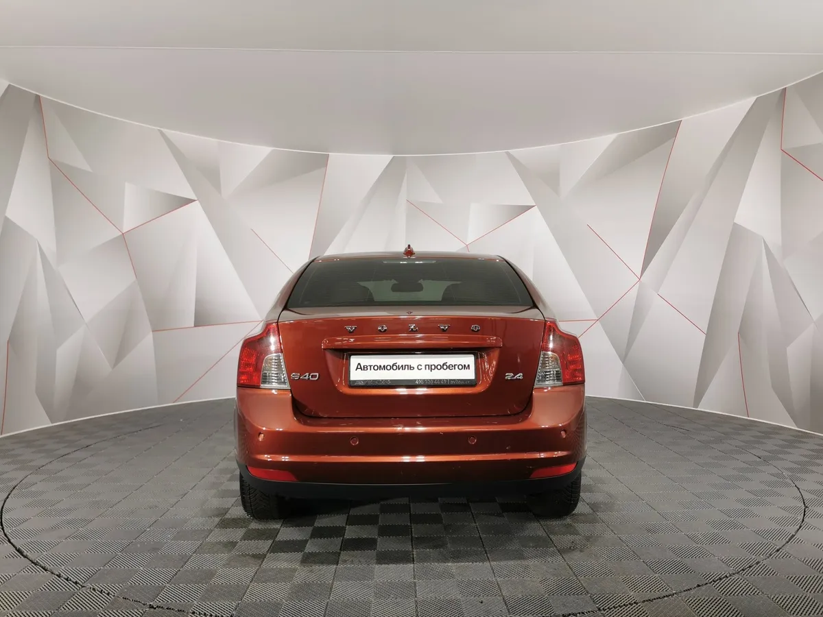 Volvo S40 2.4 Geartronic (140 л.с.) Красный в АВИЛОН. Слайд №8