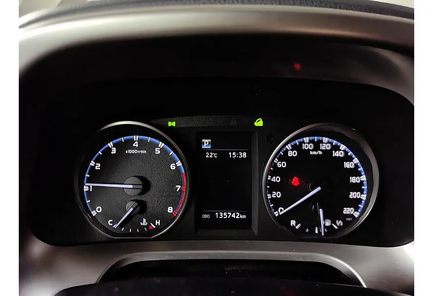 Toyota RAV4 2.0 CVT AWD (146 л.с.) Классик Коричневый в АВИЛОН. Слайд №16