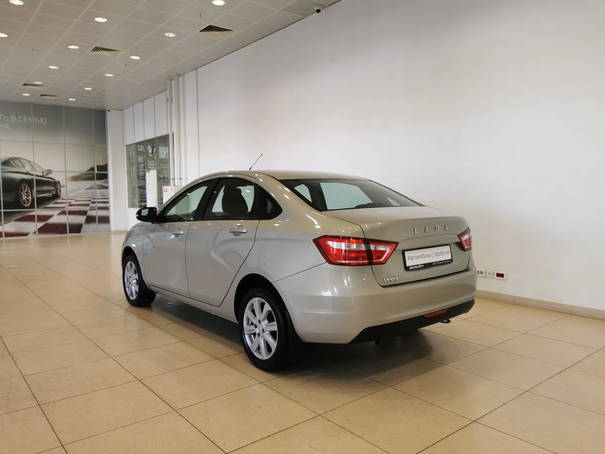 ВАЗ (Lada) Vesta 1.6 MT (106 л.с.) Серый в АВИЛОН. Слайд №4