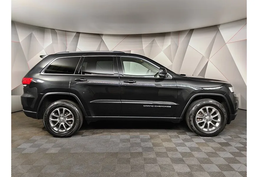 АВИЛОН - Jeep Grand Cherokee 3.0 AT AWD (238 л.с.) Limited Черный - slide 3