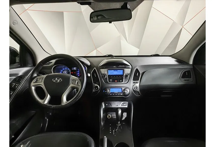 Hyundai ix35 2.0 AT 4WD (150 л.с.) Comfort Черный в АВИЛОН. Слайд №12
