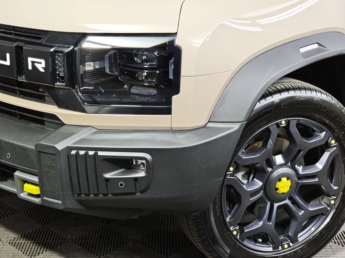 JETOUR T2 2.0T 7DCT AWD (245 л.с.) Престиж Коричневый в АВИЛОН. Слайд №10