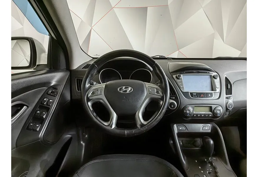 Hyundai ix35 2.0 CRDi AT 4WD (184 л.с.) Comfort + Navi Белый в АВИЛОН. Слайд №12