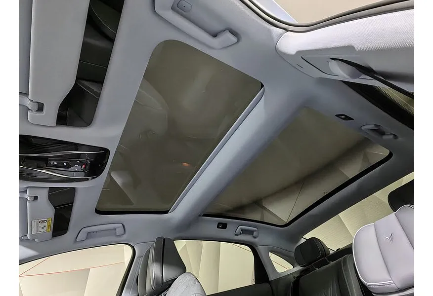 Voyah Passion EV AT AWD (510 л.с.) Синий в АВИЛОН. Слайд №24