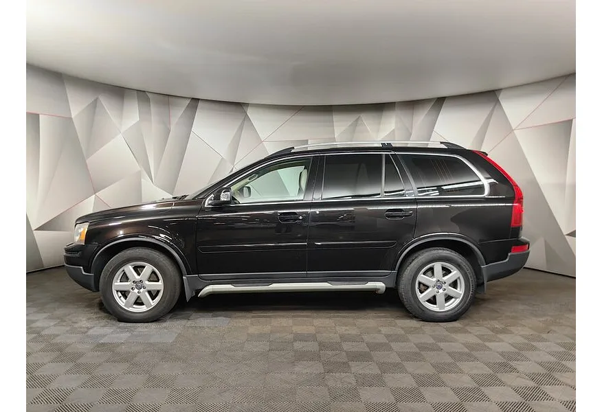 Volvo XC90 2.5 T5 Geartronic AWD (5 мест) (210 л.с.) Черный в АВИЛОН. Слайд №5