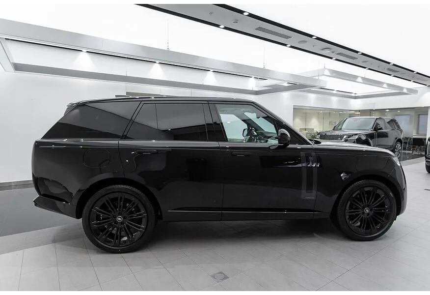 Land Rover Range Rover 3.0 D350 AT AWD (350 л.с.) Autobiography Черный в АВИЛОН. Слайд №4