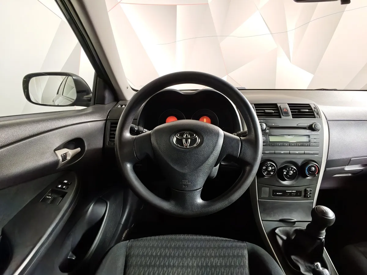 Toyota Corolla 1.4 MT (97 л.с.) Серый в АВИЛОН. Слайд №18