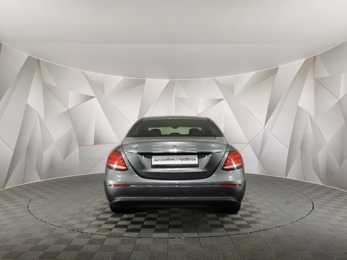 Mercedes-Benz E-Класс E 200 4MATIC 9G-TRONIC (184 л.с.) Premium Серый в АВИЛОН. Слайд №7