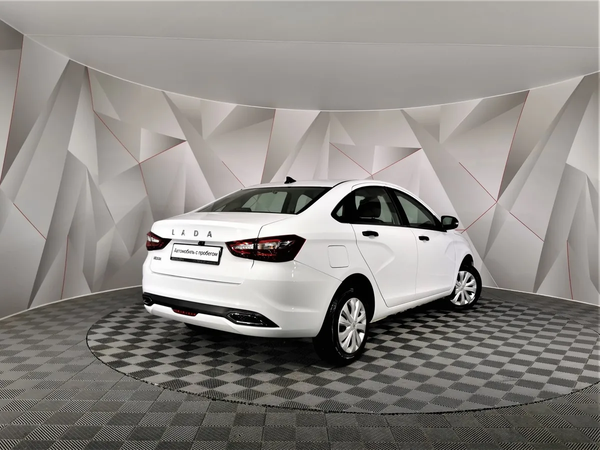 ВАЗ (Lada) Vesta 1.6 MT (106 л.с.) Белый в АВИЛОН. Слайд №2