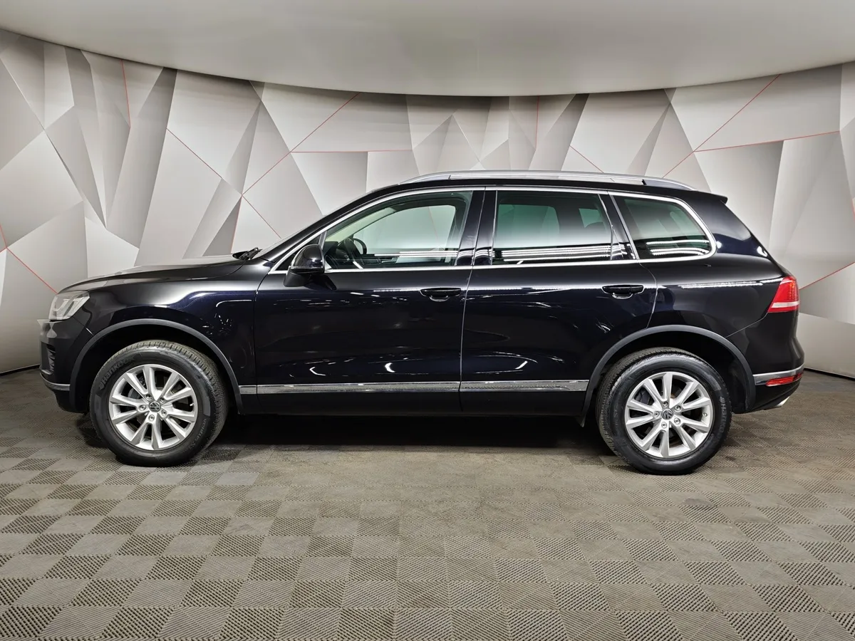 Volkswagen Touareg 2.0 TSI Tiptronic 4Motion (249 л.с.) Exclusive Черный в АВИЛОН. Слайд №5