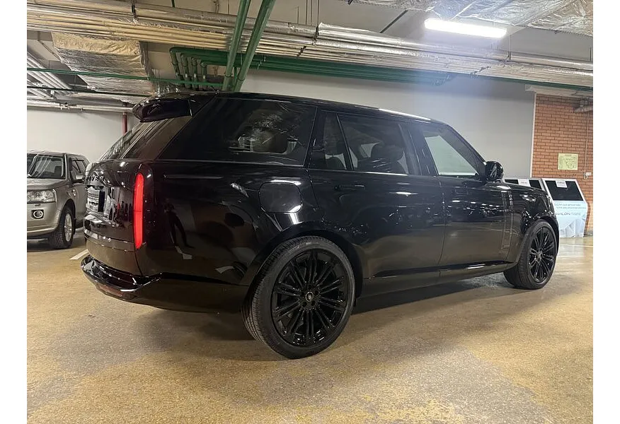 Land Rover Range Rover 3.0 D350 LWB AT AWD (350 л.с.) Autobiography Черный в АВИЛОН. Слайд №6