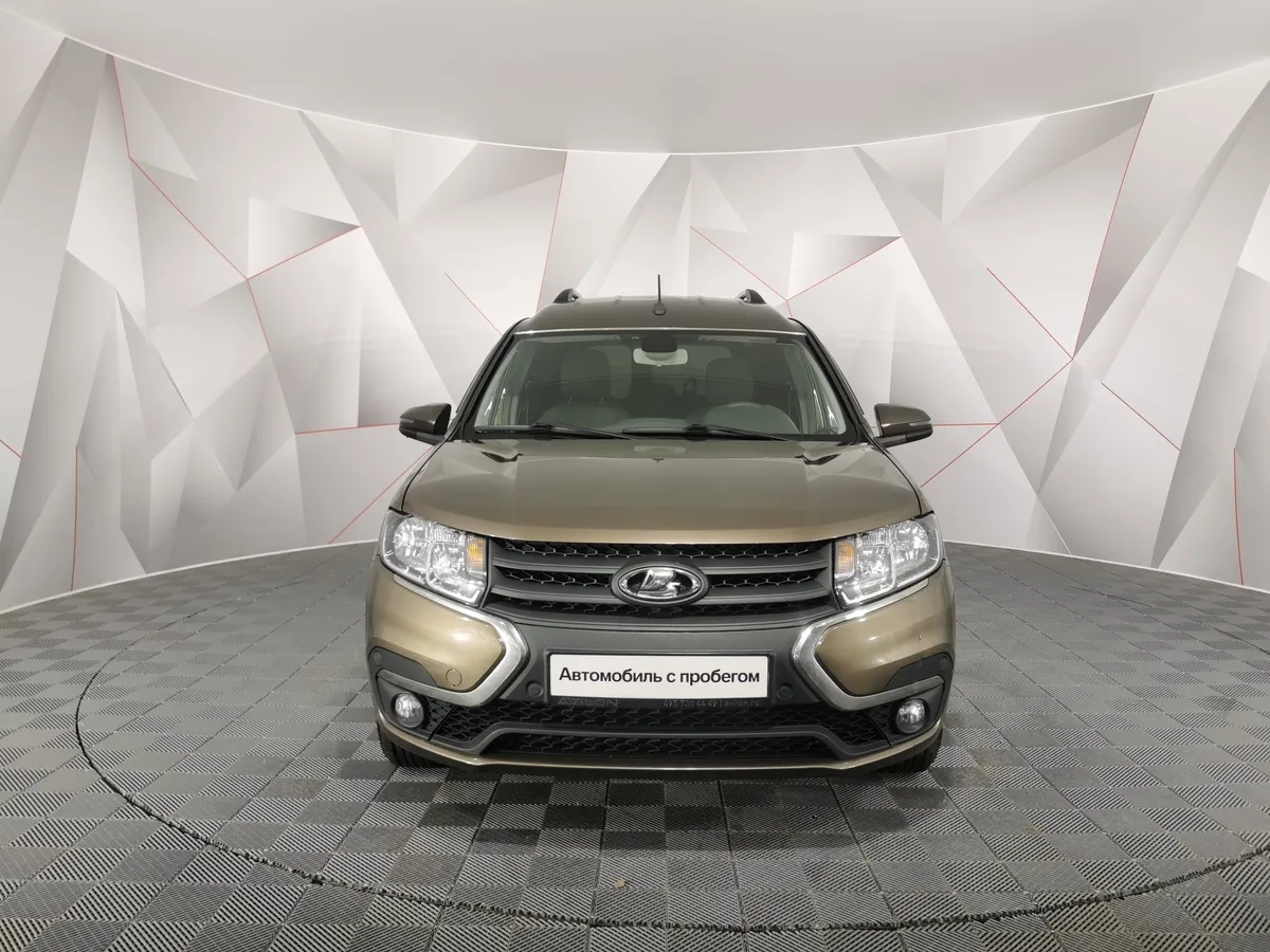 ВАЗ (Lada) Largus 1.6 MT 16 кл (5 мест) (102 л.с.) Коричневый в АВИЛОН. Слайд №7