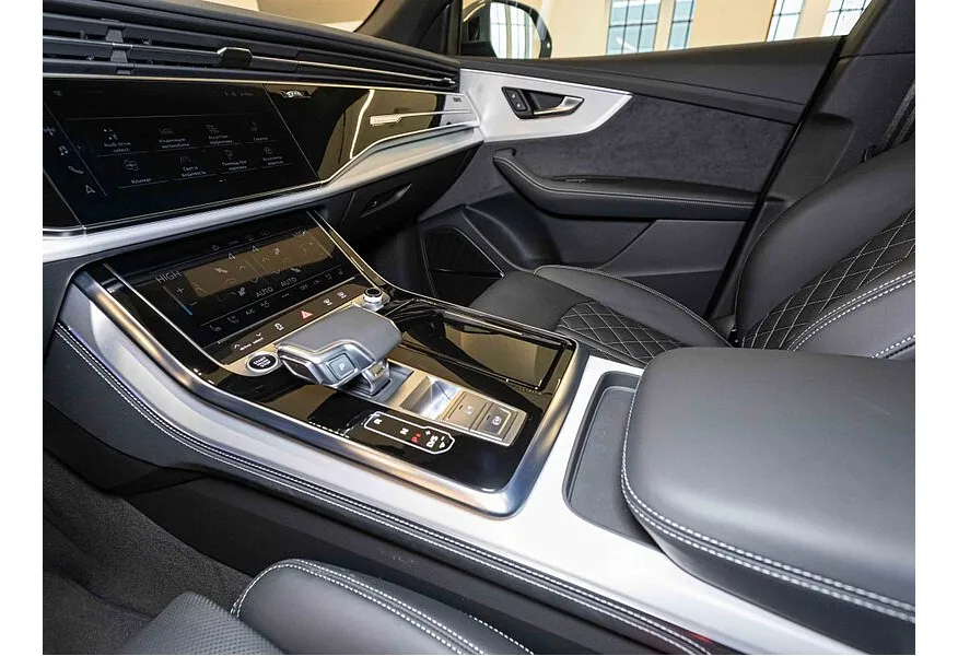 АВИЛОН - Audi Q8 45 TDI Tiptronic quattro (249 л.с.) Серый - slide 4