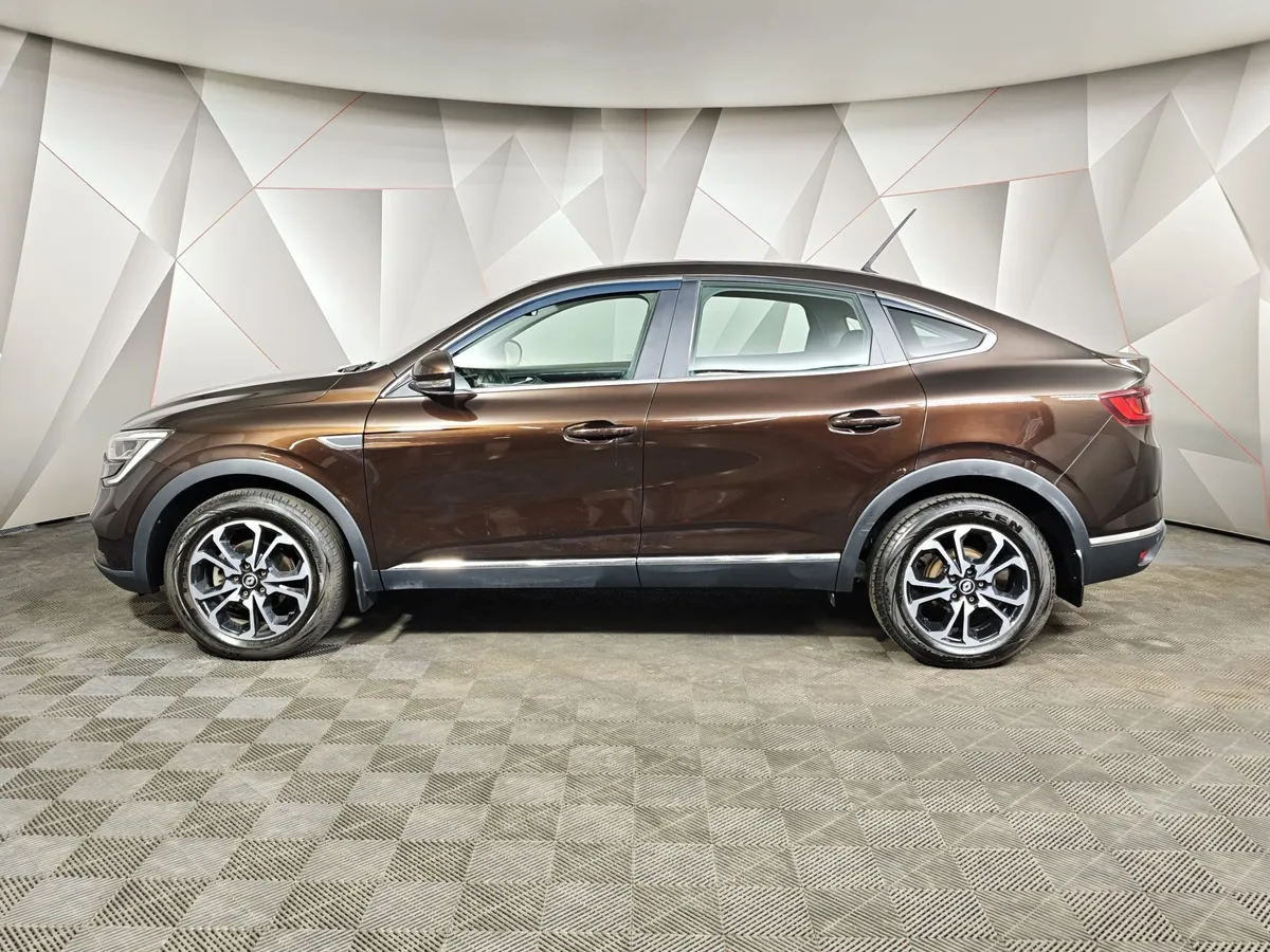 Renault Arkana 1.3 CVT 2WD (150 л.с.) Коричневый в АВИЛОН. Слайд №5