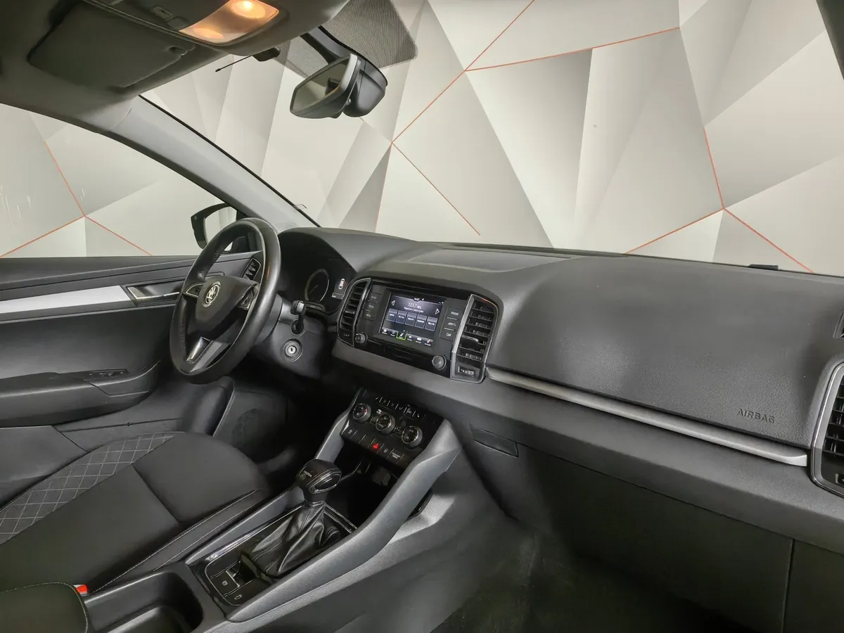 Skoda Karoq 1.4 AT FWD (150 л.с.) Ambition Коричневый в АВИЛОН. Слайд №13