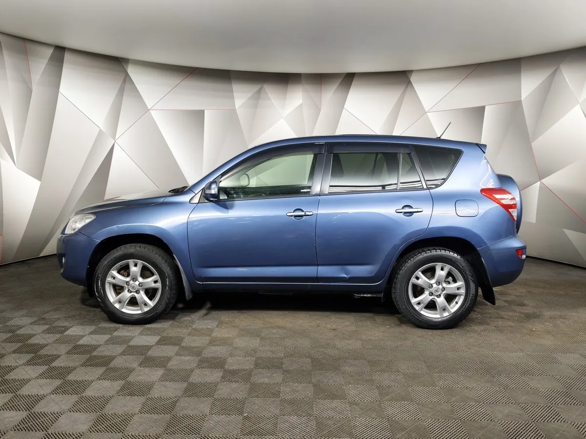 Toyota RAV4 2.0 AT AWD (152 л.с.) Серый в АВИЛОН. Слайд №5