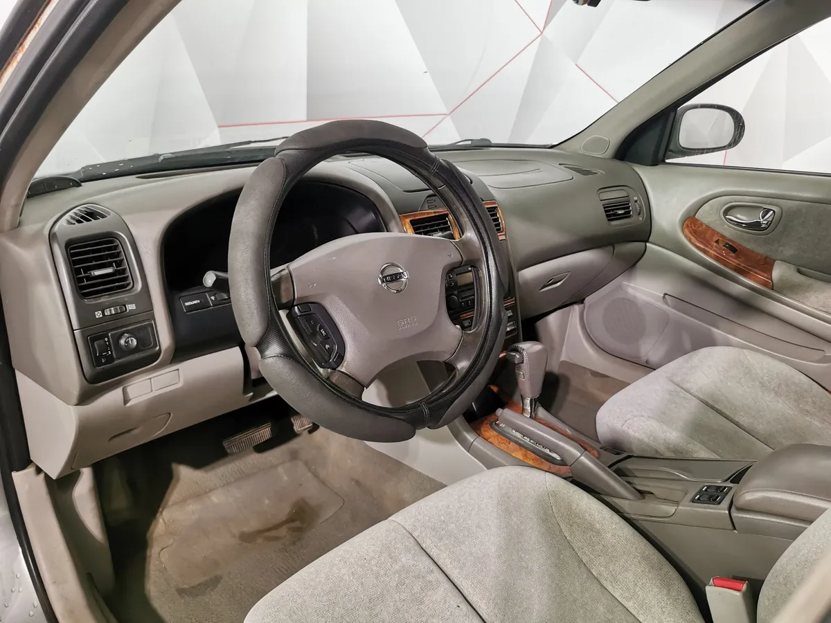 Nissan Maxima 2.0 AT (140 л.с.) Серый в АВИЛОН. Слайд №15