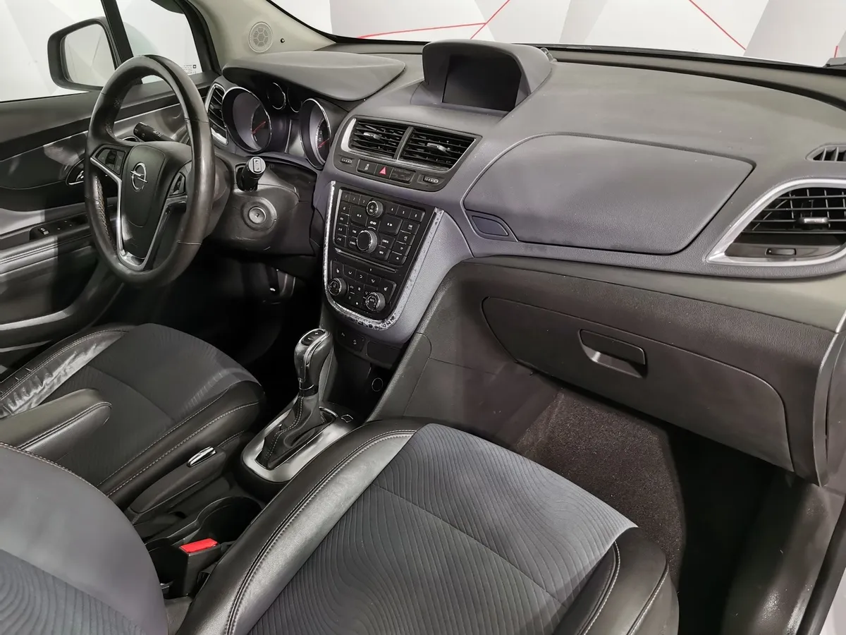 Opel Mokka 1.8 AT AWD (140 л.с.) Cosmo Белый в АВИЛОН. Слайд №12