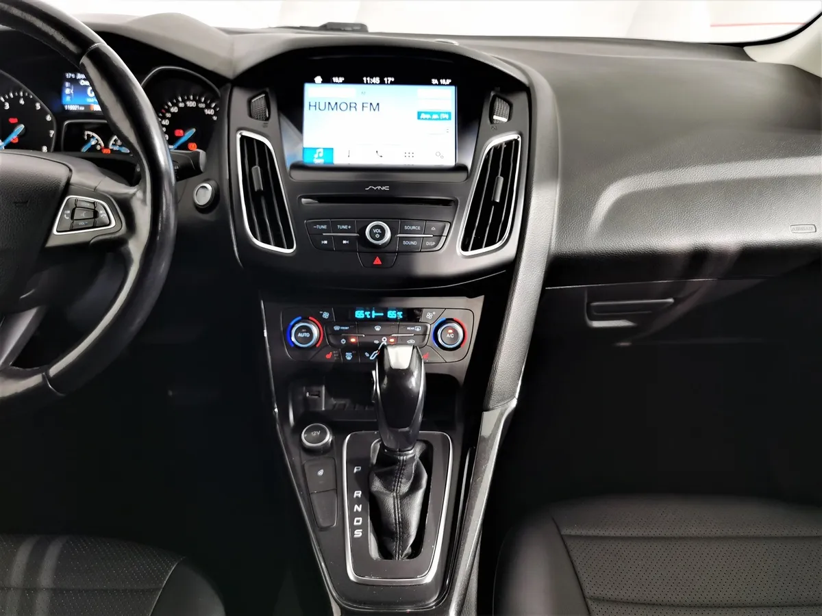 Ford Focus 1.5 EcoBoost AT (150 л.с.) Titanium Черный в АВИЛОН. Слайд №14