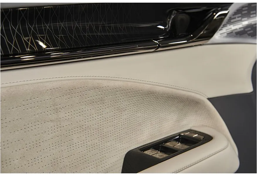 Zeekr 009 AT 4WD (544 л.с.) ME Edition Черный в АВИЛОН. Слайд №11