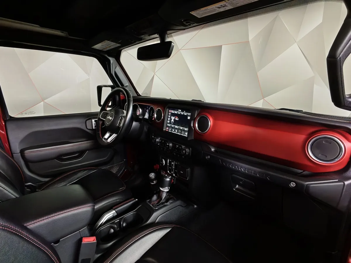 Jeep Wrangler 3.6 AT AWD (290 л.с.) Rubicon Красный в АВИЛОН. Слайд №13