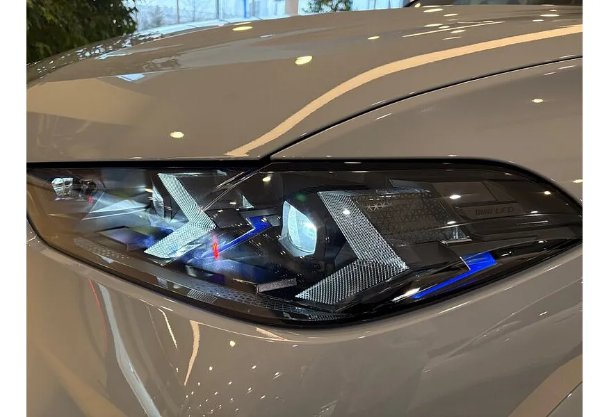 BMW X5 xDrive30d Steptronic (249 л.с.) M Sport Серый в АВИЛОН. Слайд №11