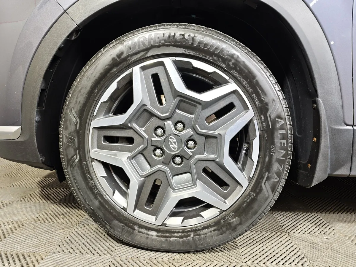 Hyundai Santa Fe 3.5 AWD 8AT (249 л.с.) High-Tech Exclusive (7 мест) Синий в АВИЛОН. Слайд №9