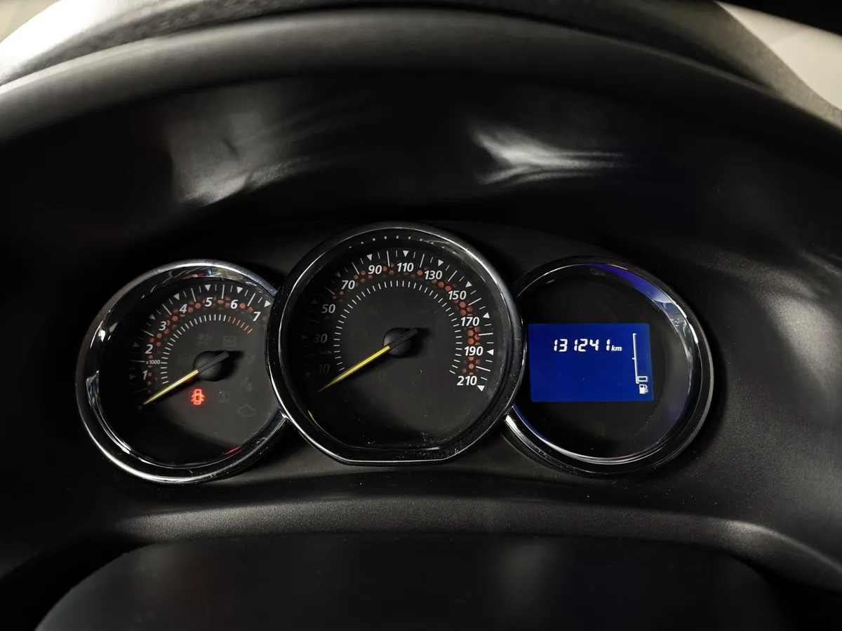 Renault Sandero 1.6 AT (103 л.с.) Stepway Синий в АВИЛОН. Слайд №15