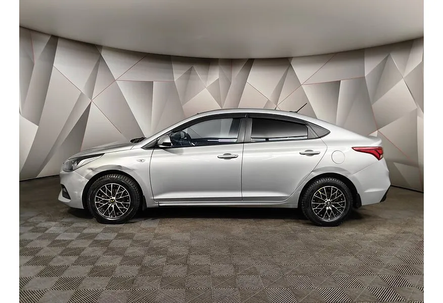 Hyundai Solaris 1.6 AT (123 л.с.) Comfort Серебристый в АВИЛОН. Слайд №5