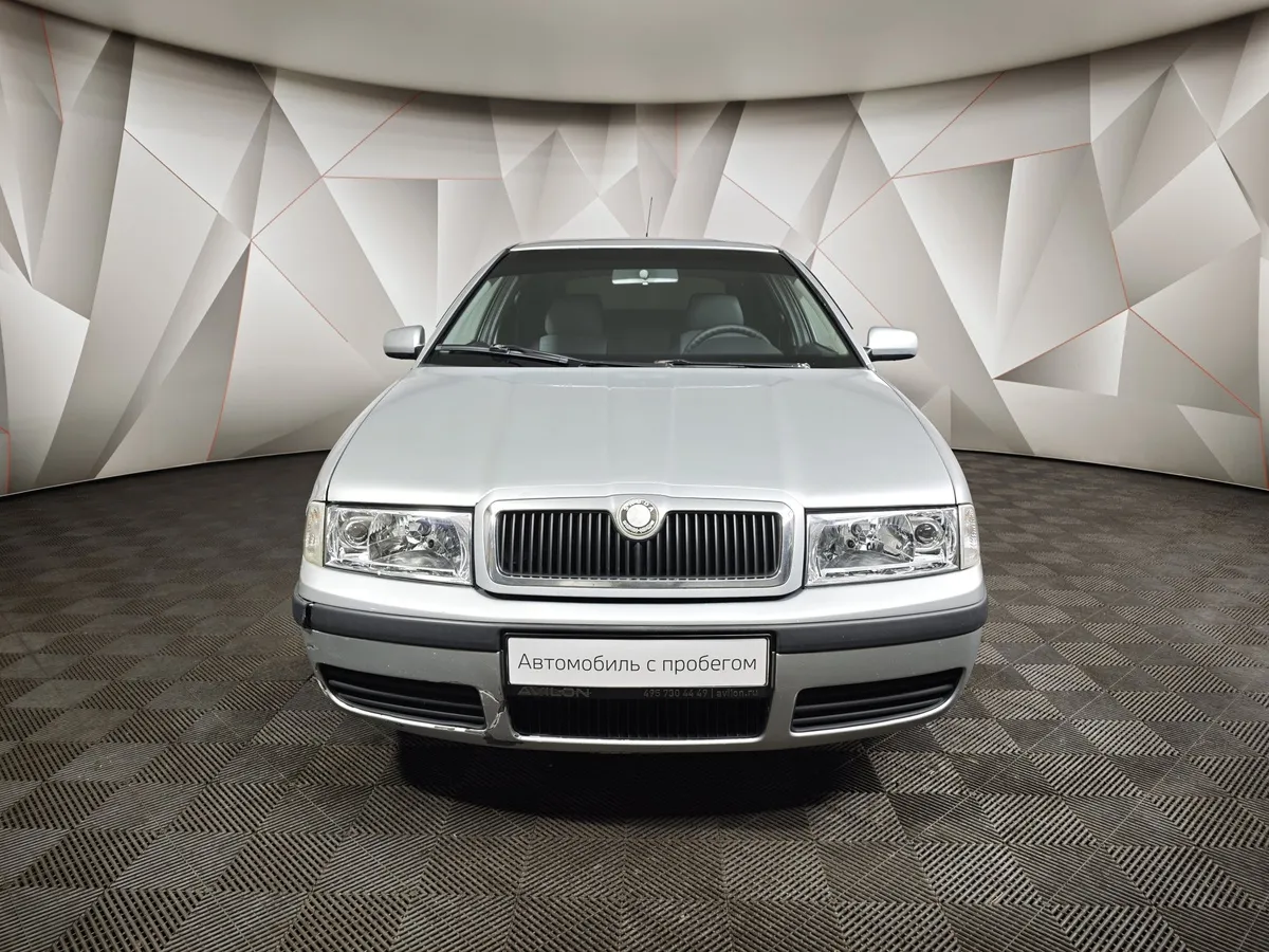 Skoda Octavia 1.4 MT (75 л.с.) Серебристый в АВИЛОН. Слайд №7