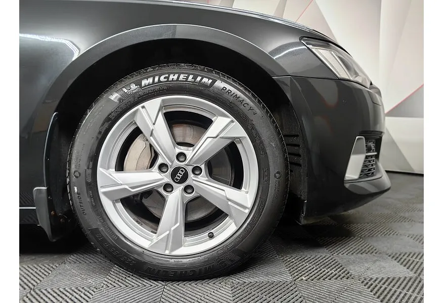 Audi A6 45 TFSI quattro S tronic (245 л.с.) Design Черный в АВИЛОН. Слайд №9