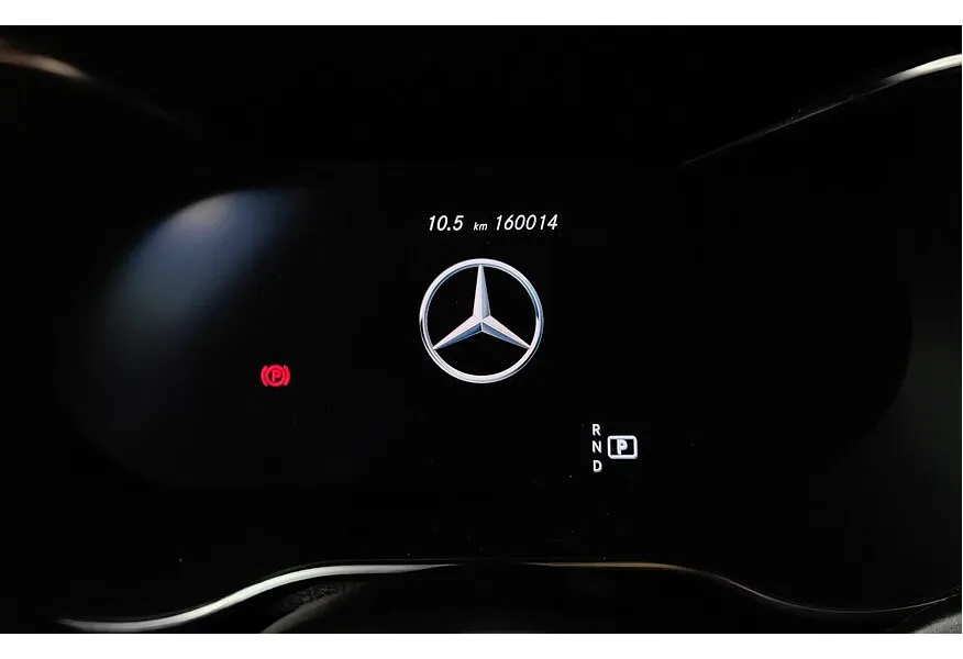 Mercedes-Benz GLC Купе 300 9G-TRONIC 4MATIC (249 л.с.) Sport Белый в АВИЛОН. Слайд №17