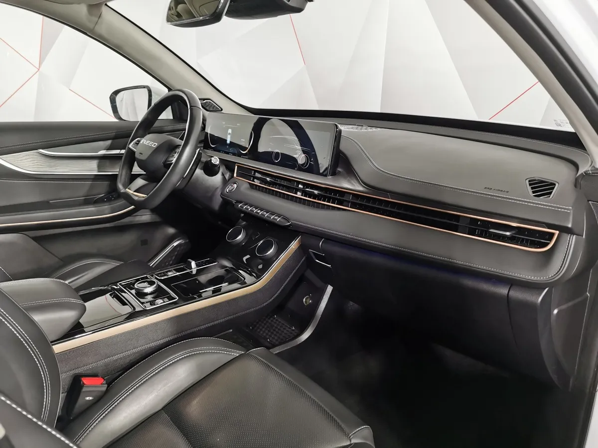 EXEED LX 1.6T DCT 4WD (150 л.с) Premium Plus Белый в АВИЛОН. Слайд №12