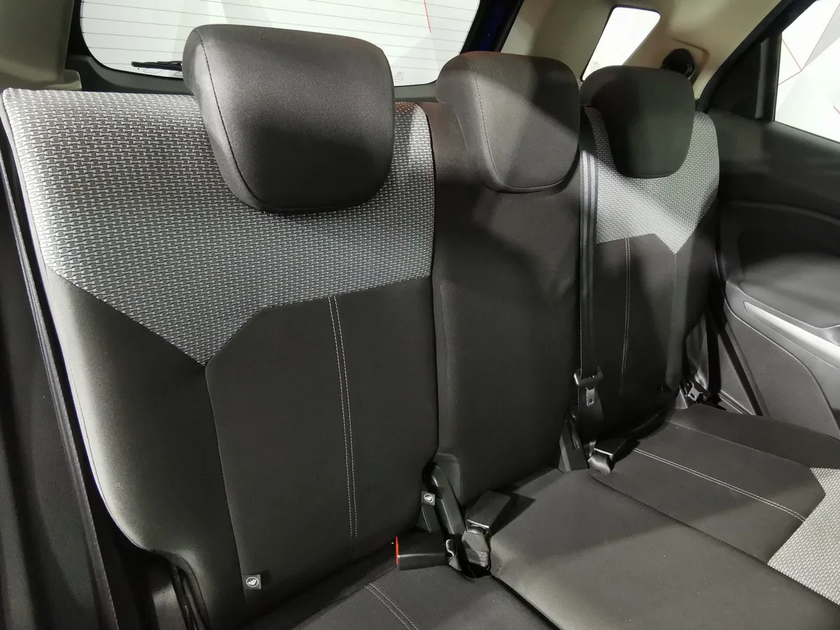 Ford EcoSport 1.6 PowerShift (122 л.с.) Titanium Синий в АВИЛОН. Слайд №16