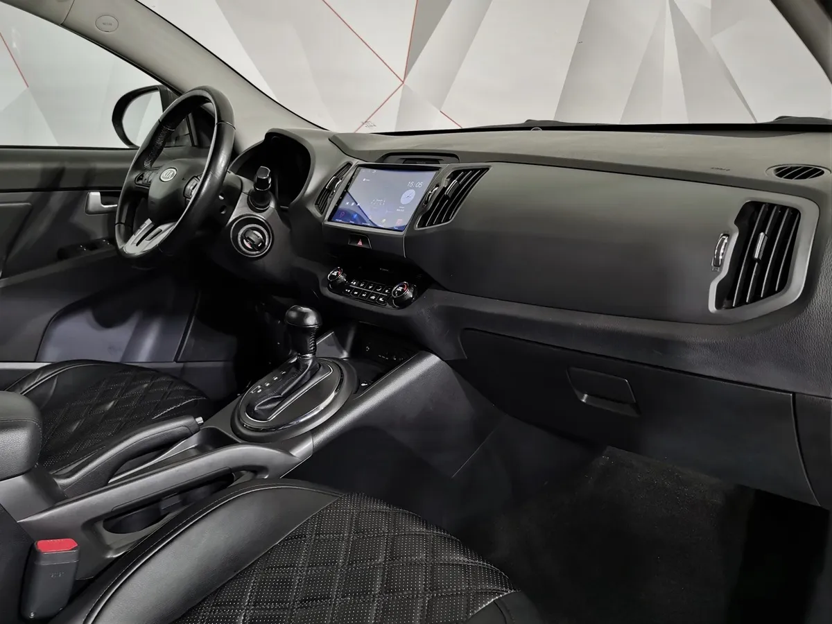 Kia Sportage 2.0 AT 4WD (150 л.с.) Luxe Коричневый в АВИЛОН. Слайд №11