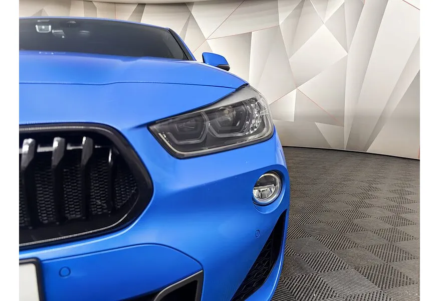BMW X2 20i xDrive AT (192 л.с.) M Sport Синий в АВИЛОН. Слайд №8