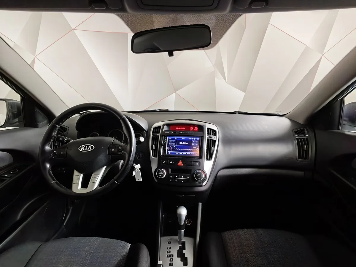 Kia Ceed 1.6 AT (122 л.с.) Luxe Белый в АВИЛОН. Слайд №13