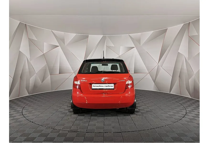 Skoda Fabia 1.4 MT (125 л.с.) Красный в АВИЛОН. Слайд №8