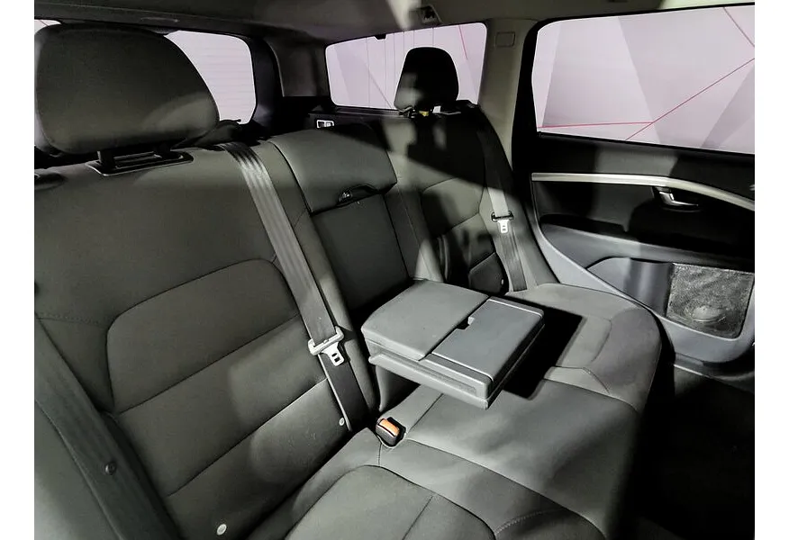 Volvo XC70 2.4 D4 Geartronic AWD (163 л.с.) Белый в АВИЛОН. Слайд №17