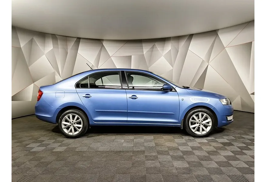 Skoda Rapid 1.6 AT (110 л.с.) Синий в АВИЛОН. Слайд №4