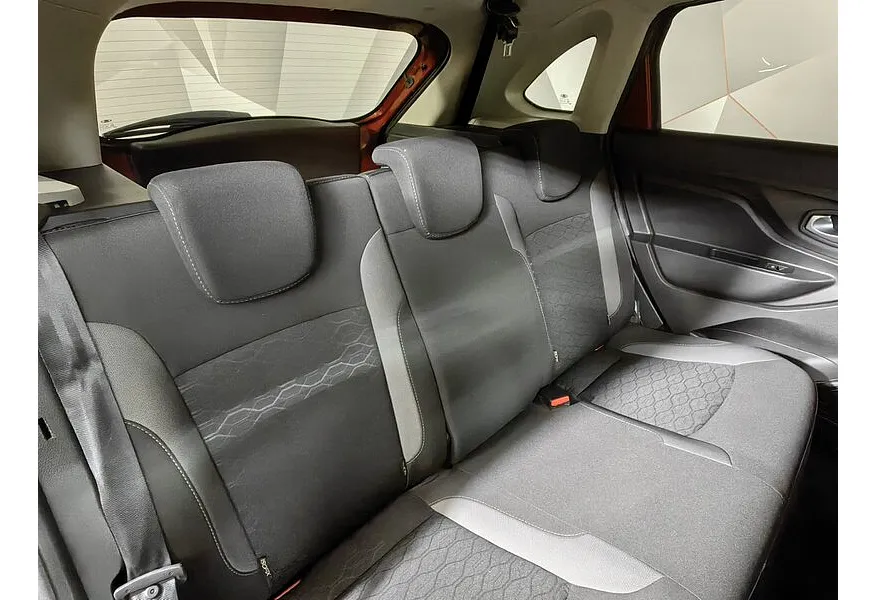 ВАЗ (Lada) XRAY Cross 1.8 MT (122 л.с.) Comfort Красный в АВИЛОН. Слайд №17