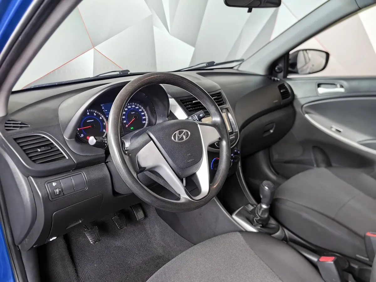 Hyundai Solaris 1.6 MT (123 л.с.) Classic Синий в АВИЛОН. Слайд №18