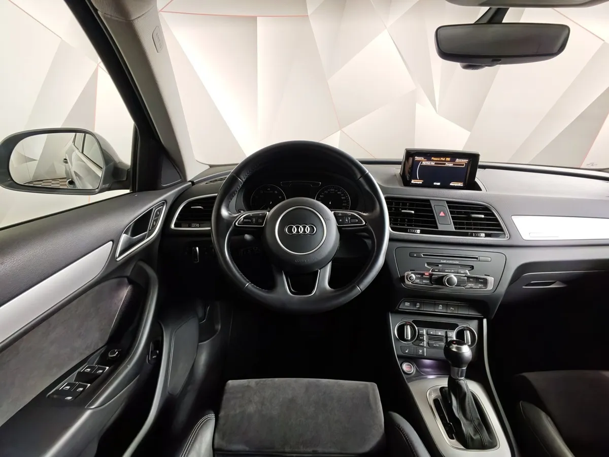 Audi Q3 2.0 TFSI S tronic quattro (180 л.с.) Sport Серый в АВИЛОН. Слайд №19