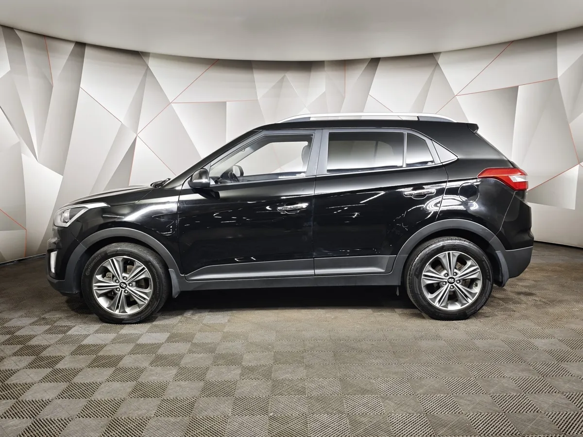 Hyundai Creta 2.0 AT AWD (149 л.с.) Travel Черный в АВИЛОН. Слайд №5