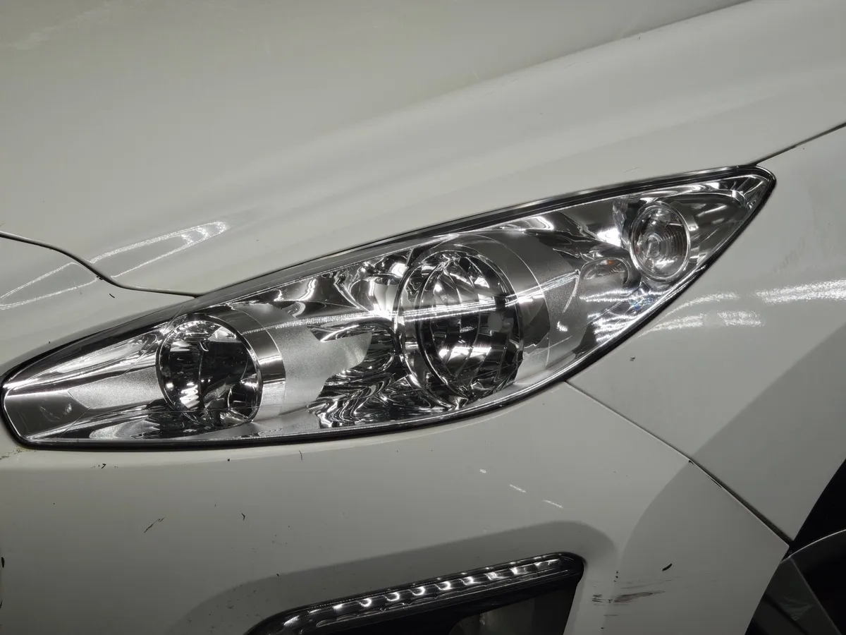 Peugeot 308 1.6 AT (120 л.с.) Белый в АВИЛОН. Слайд №10