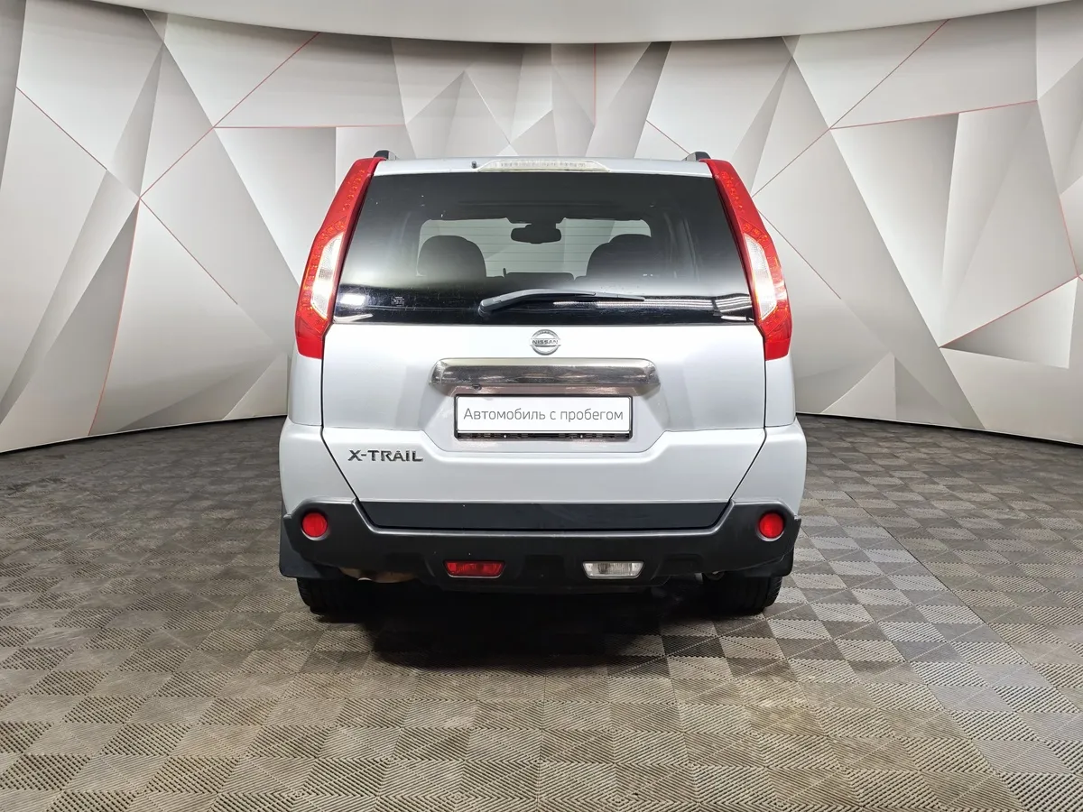Nissan X-Trail 2.0 CVT AWD (141 л.с.) Серебристый в АВИЛОН. Слайд №8