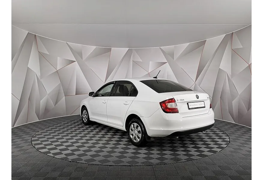 Skoda Rapid 1.6 MT (90 л.с.) Белый в АВИЛОН. Слайд №4