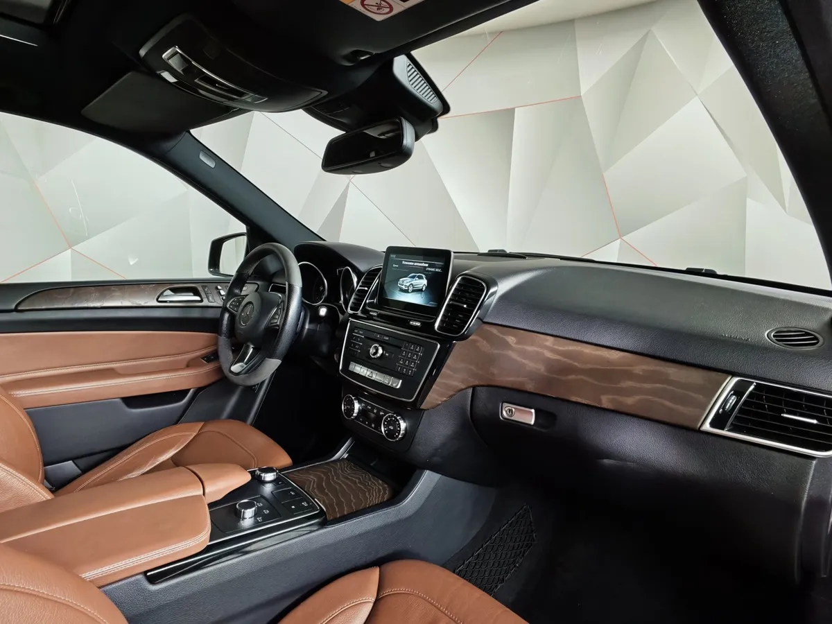 Mercedes-Benz GLE 300 d 4MATIC 7G-TRONIC (245 л.с.) Особая серия Коричневый в АВИЛОН. Слайд №11