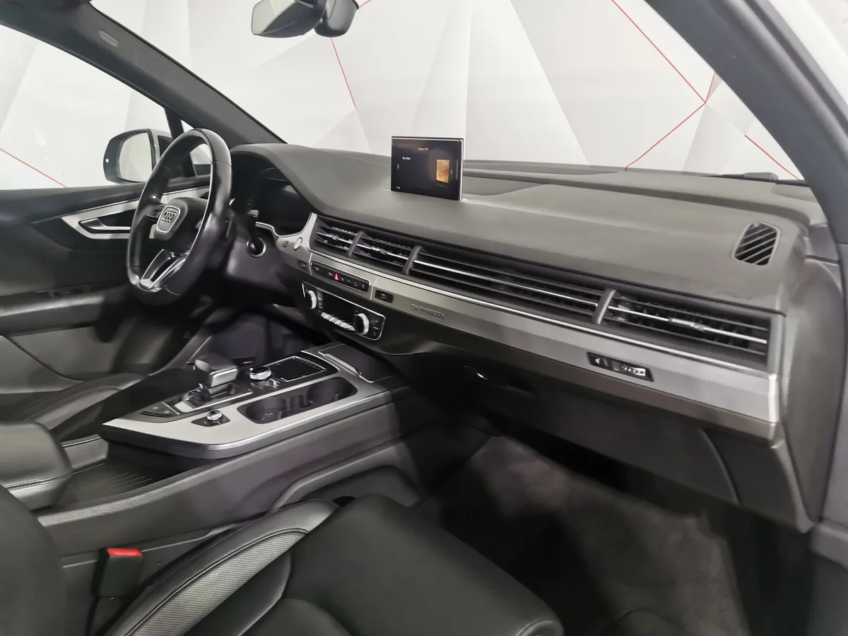 Audi Q7 3.0 TDI Tiptronic quattro (249 л.с.) Белый в АВИЛОН. Слайд №12