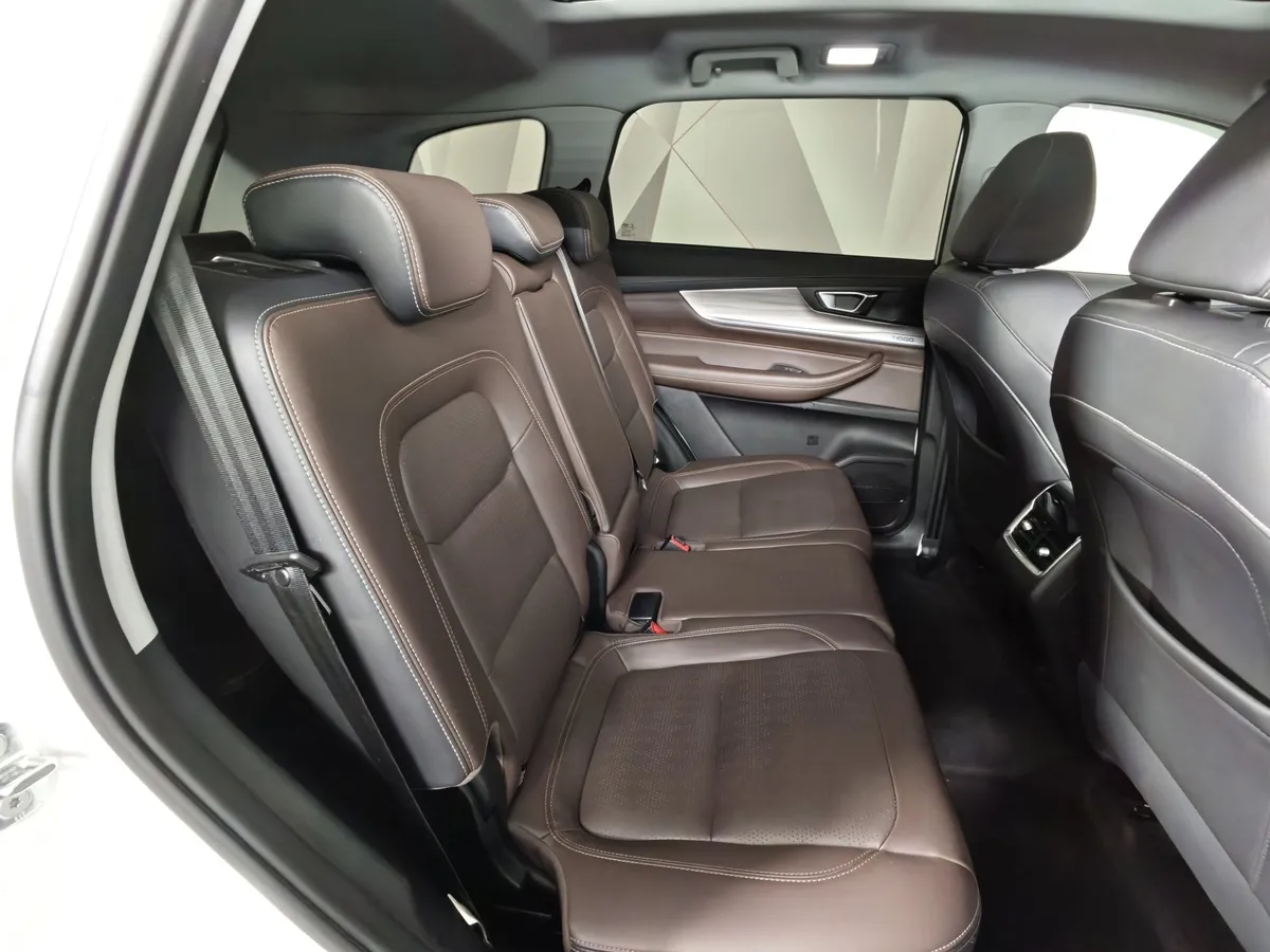 Chery Tiggo 8 Pro 1.6 TGDI DCT7 (186 л.с.) Prestige Dreamline Белый в АВИЛОН. Слайд №15